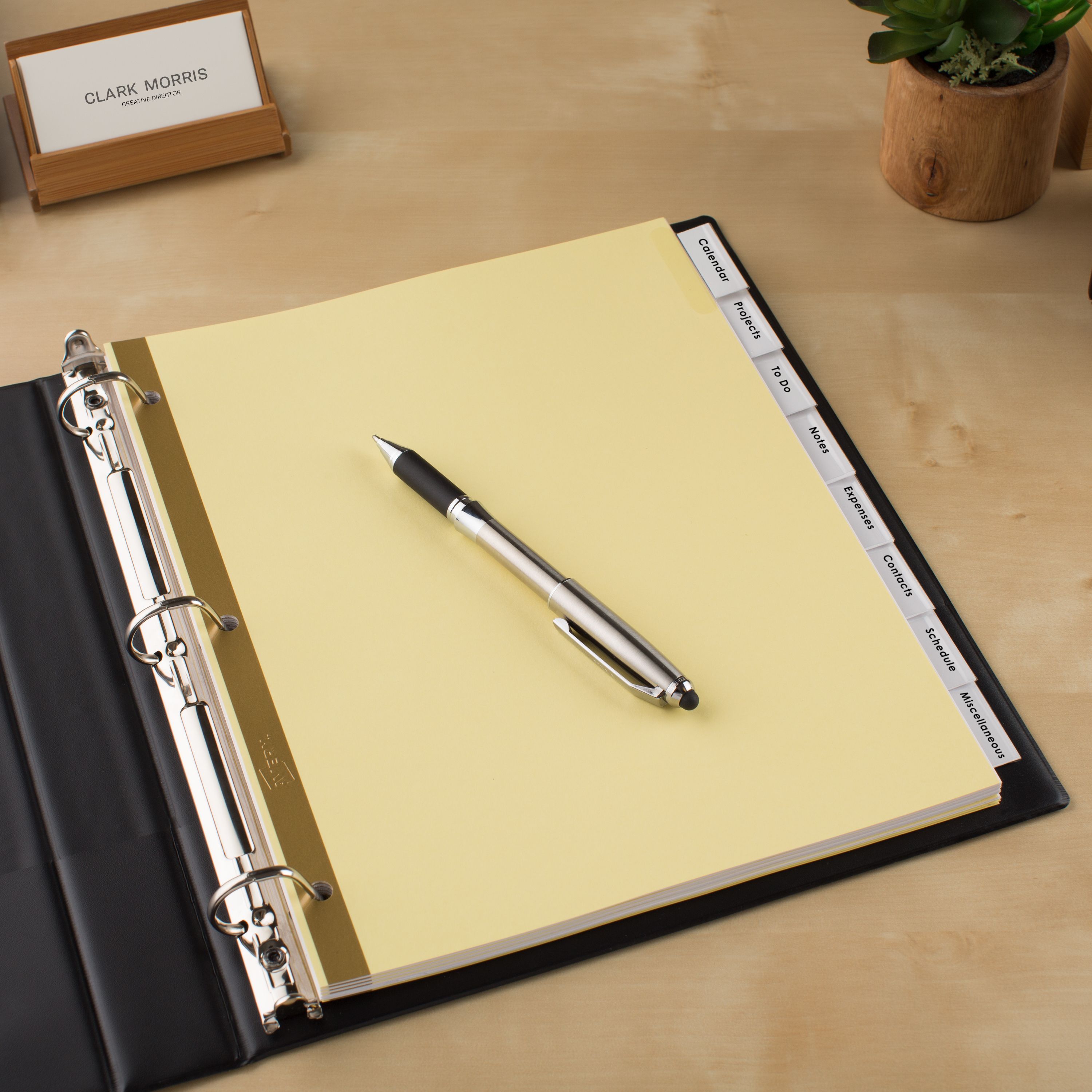 A੭୧ページ Amazon.com : Staples 483305 Alphabetical A-Z Leather